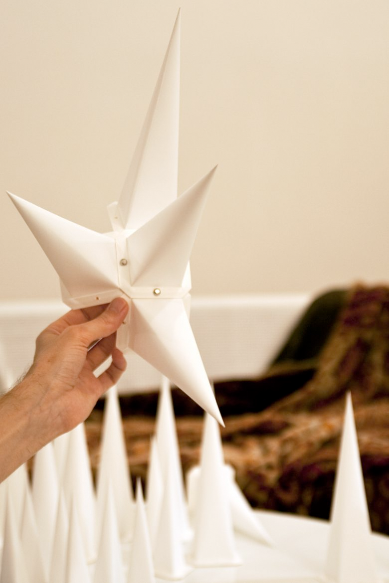 De f&oslash;rste spidser monteres sammen.